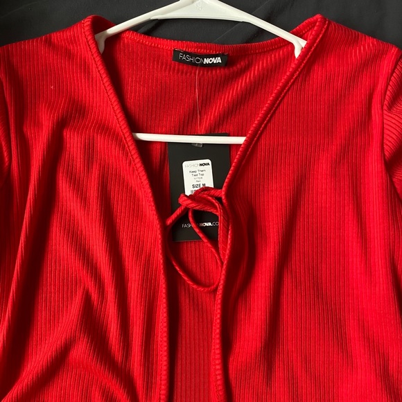 Fashion Nova “ keep them tied top “ - Picture 2 of 4